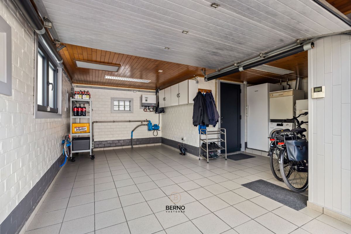 Instapklare laagbouwwoning in groene, rustige omgeving foto 19