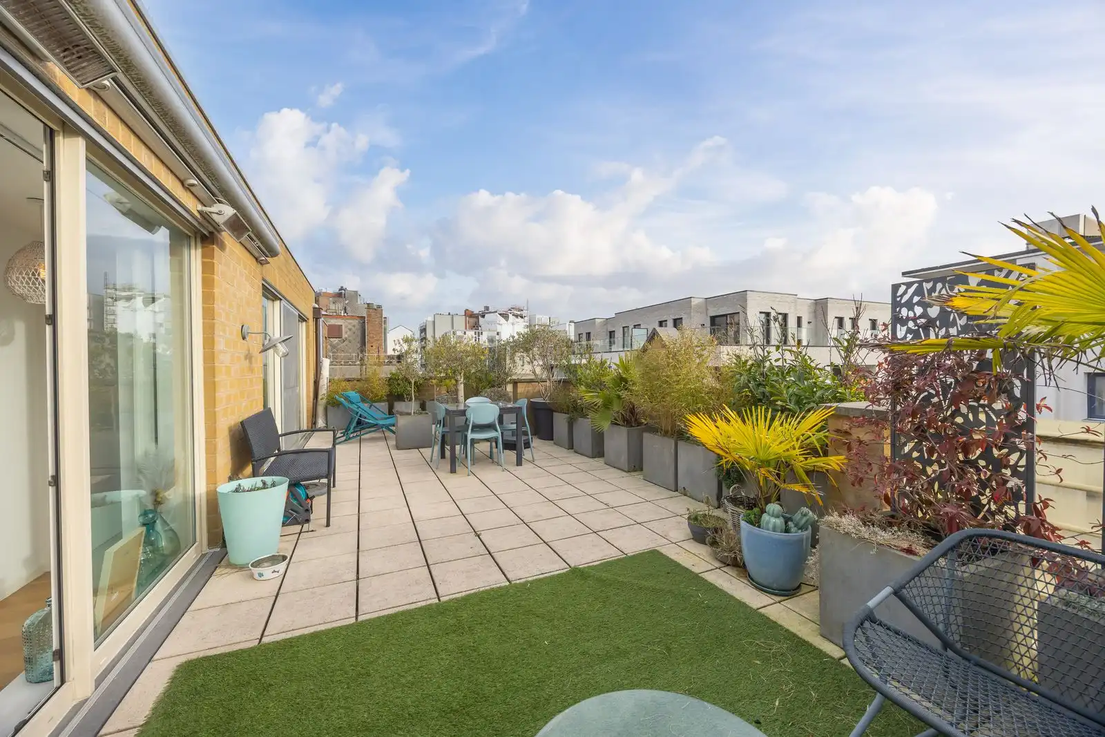 Stijlvol penthouse appartement met 2 splk en 2 leefterrassen nabij zee foto 2