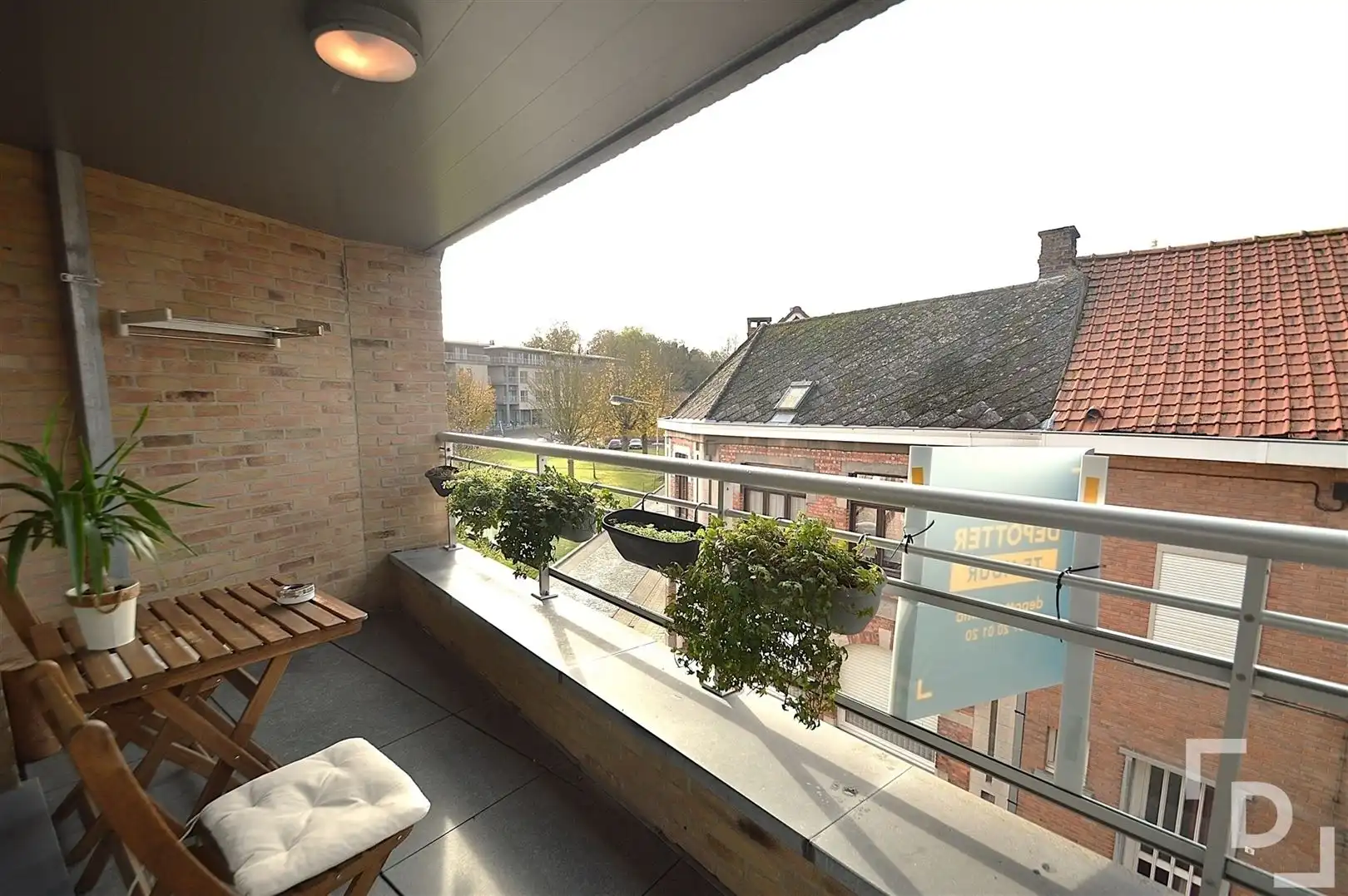 Energiezuinig en ruim appartement in centrum Ieper foto 6