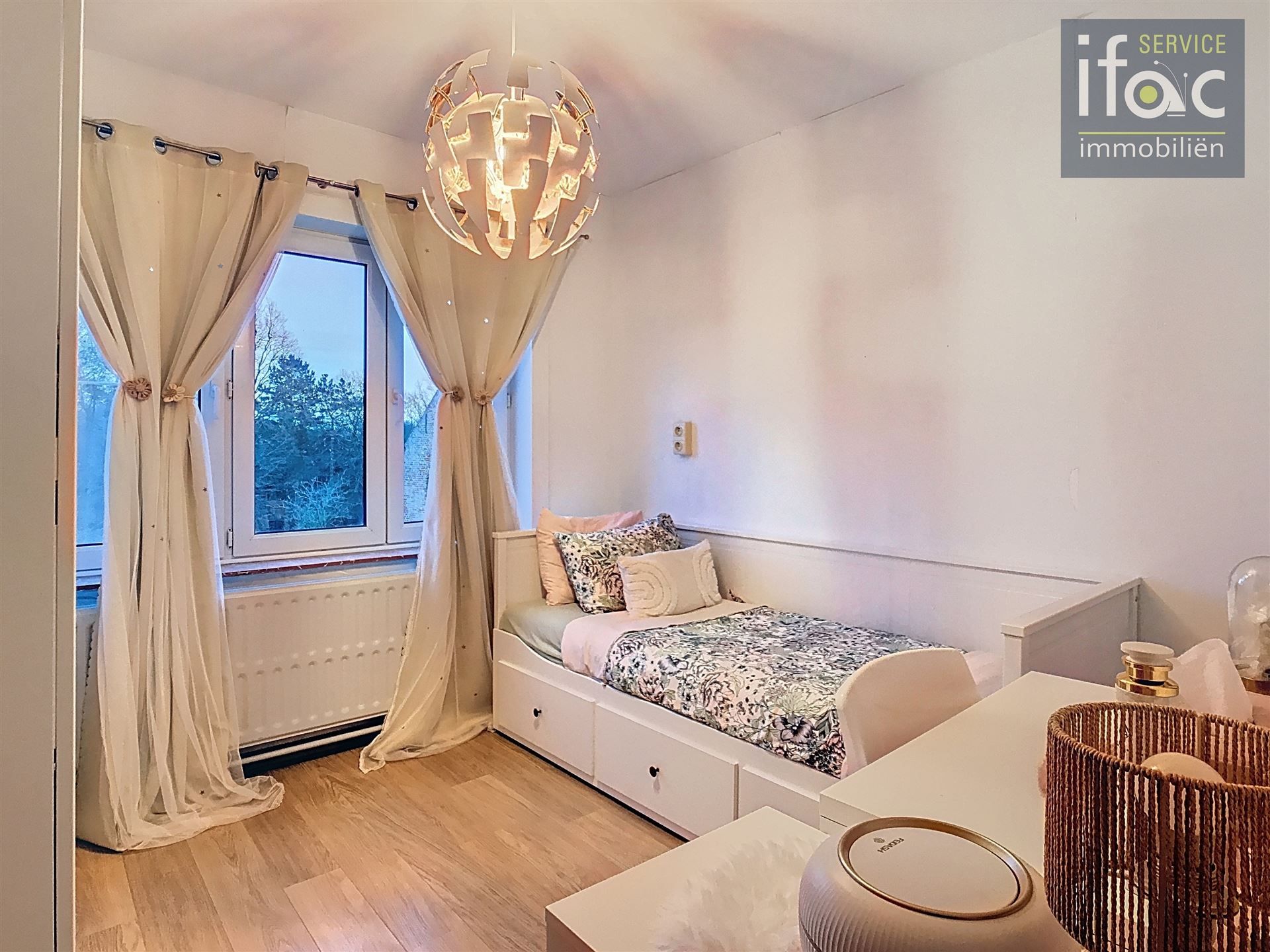 Mooie woning met ruime tuin foto 12