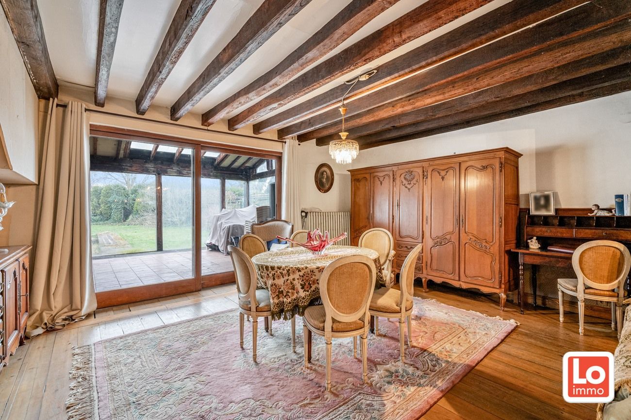 VERKOCHT!! Ruime alleenstaande volledig te renoveren woning met afzonderlijke garage op een makkelijk bereikbare locatie in Desteldonk. foto 17