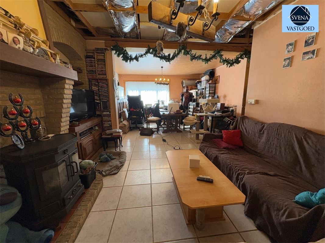 WONING GELEGEN NABIJ CENTRUM HERZELE foto 3