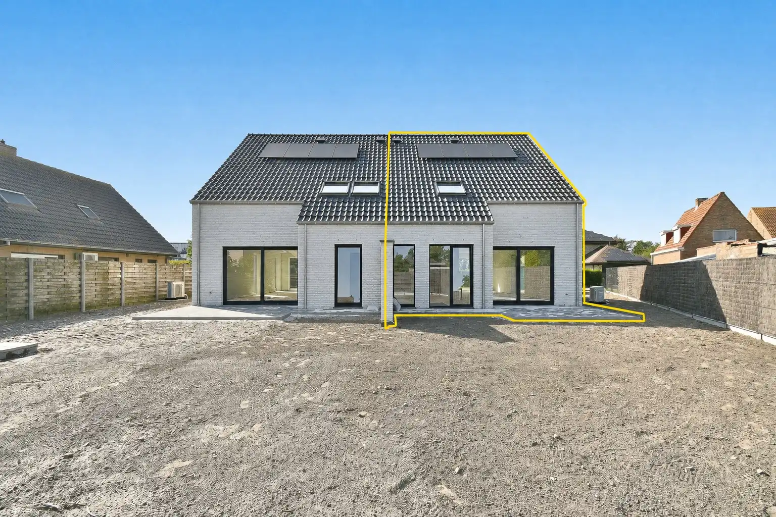 Nieuwbouwwoning op rustige locatie met 3 slaapkamers foto 2