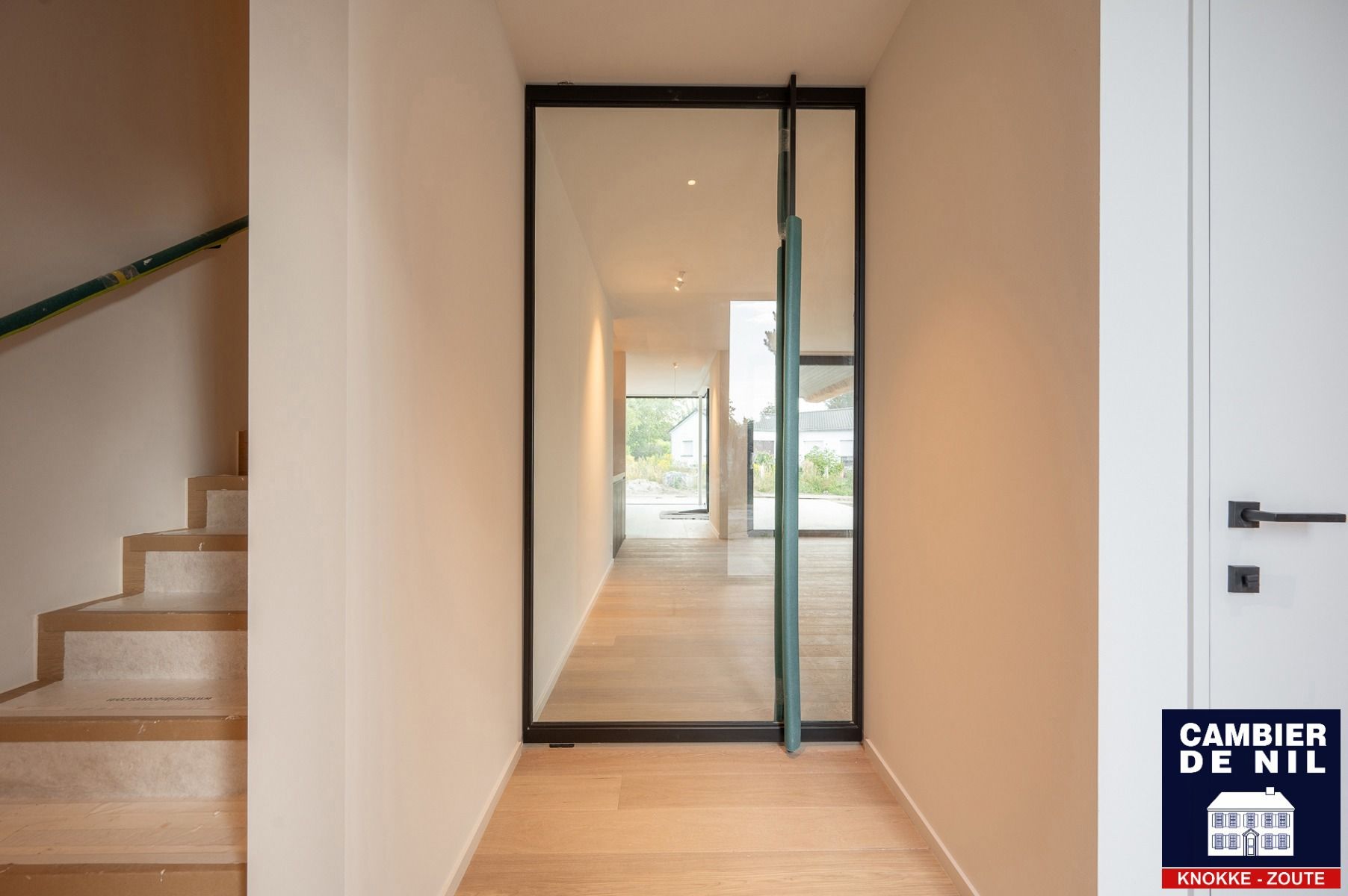 Alleenstaande energiezuinig en uitzonderlijk afgewerkte nieuwbouwvilla foto 16