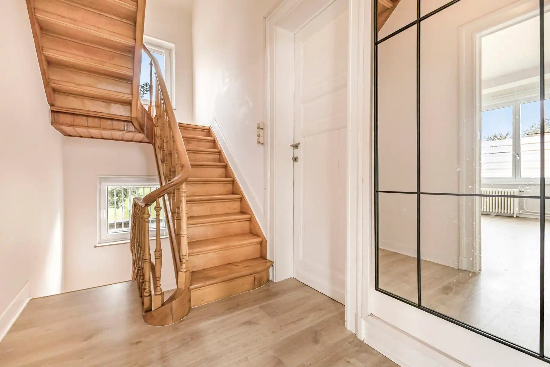 Karaktervolle herenwoning MET RUIM ATELIER en prachtige tuin foto 21