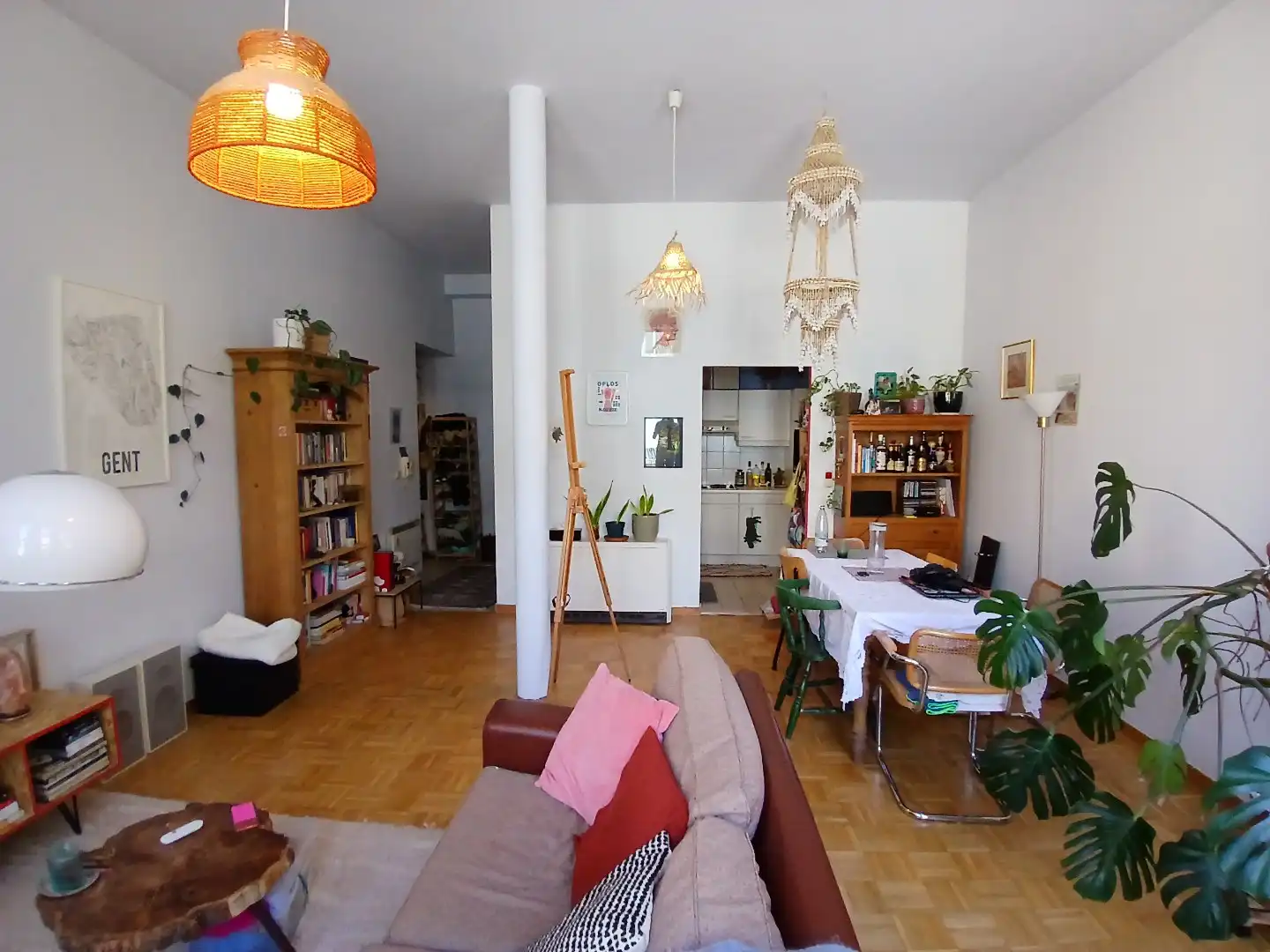 Ruim éénslaapkamerappartement centrum Gent foto 3