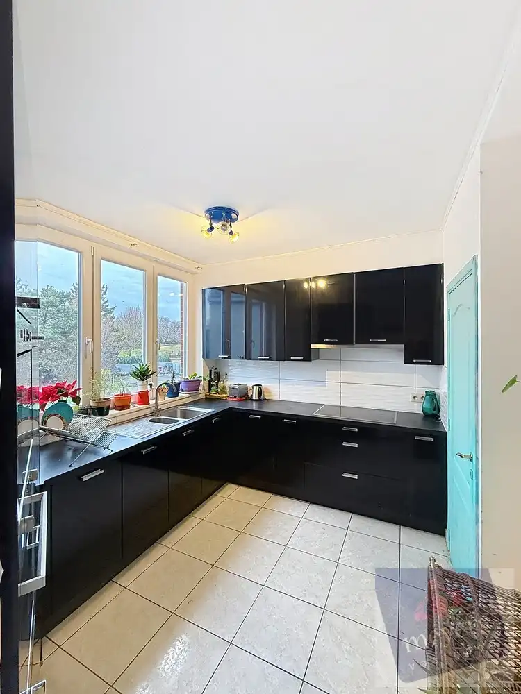 Instapklare woning met tuin en terras foto 5