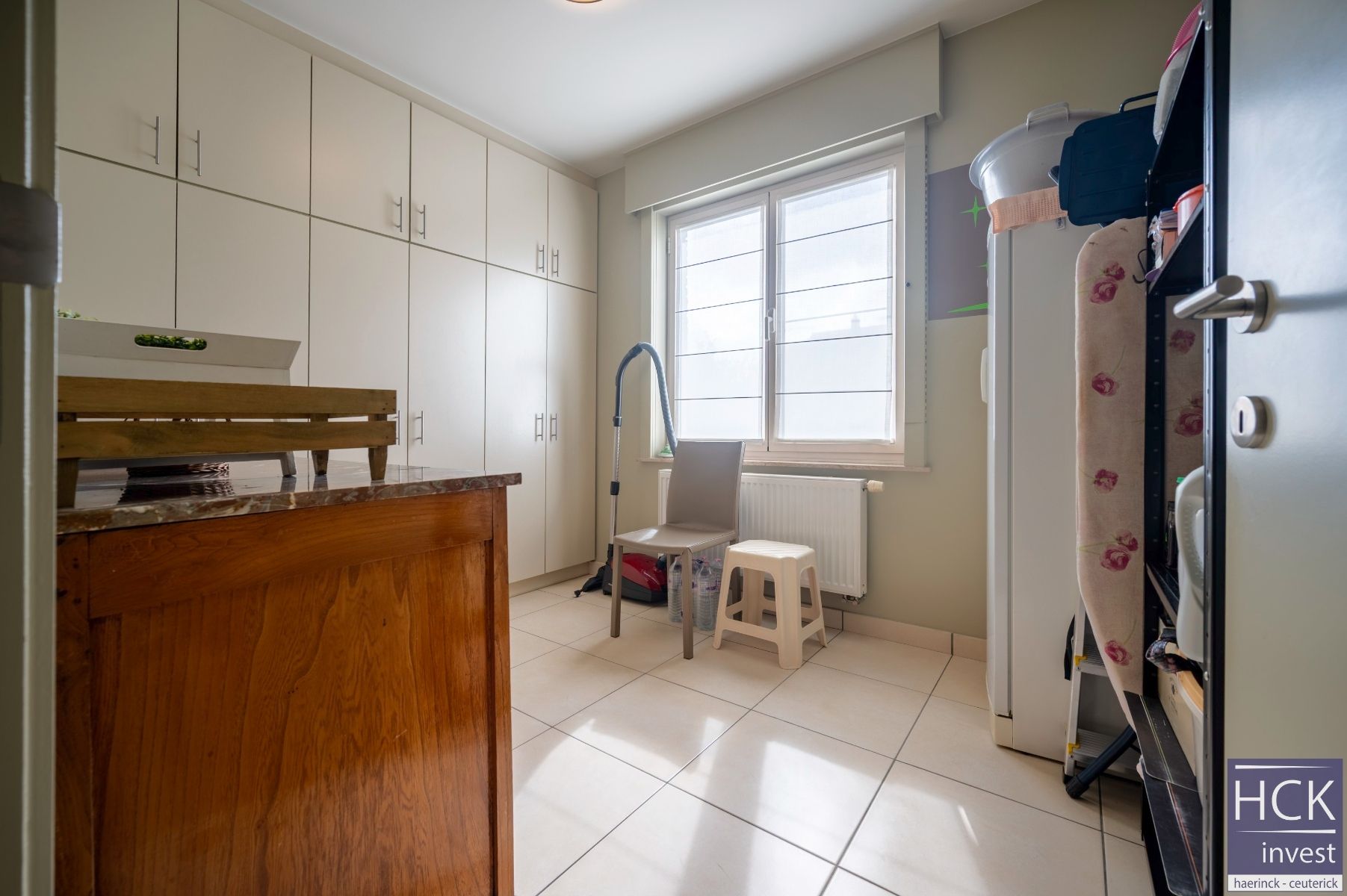 KRUISHOUTEM - Aangenaam gelijkvloersapp. met privétuin + garage! foto 12
