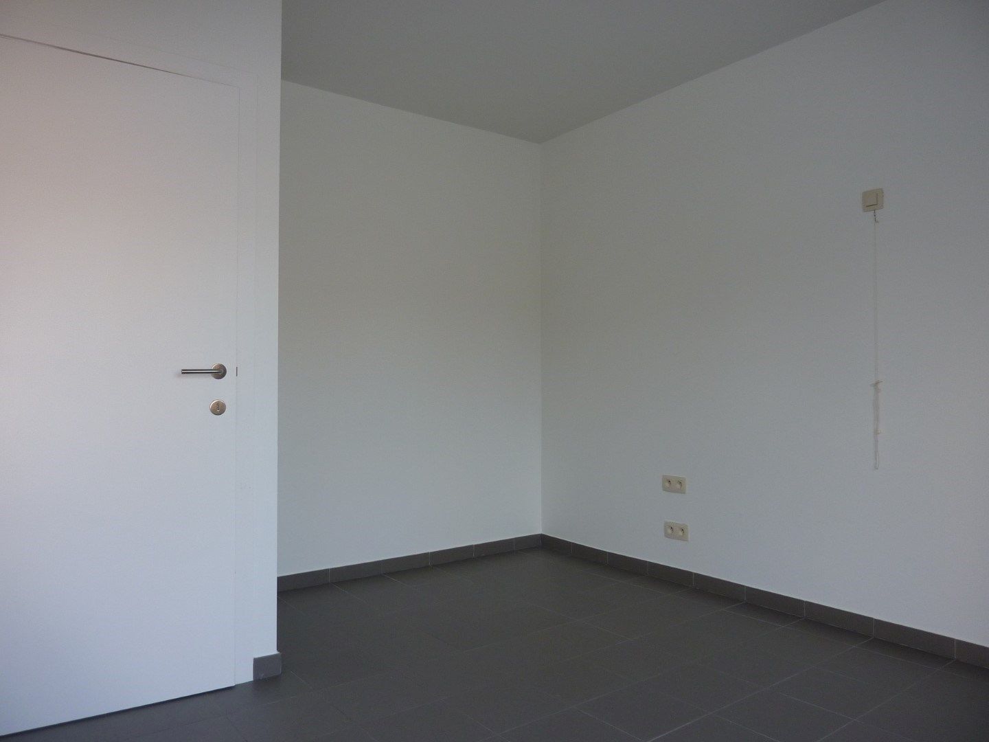 GEZELLIGE APPARTEMENT MET 1 SLAAPKAMER EN TERRAS IN CENTRUM IEPER foto 5