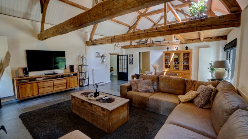 Charmante instapklare gerenoveerde hoeve van 287m² op 11 are foto 6