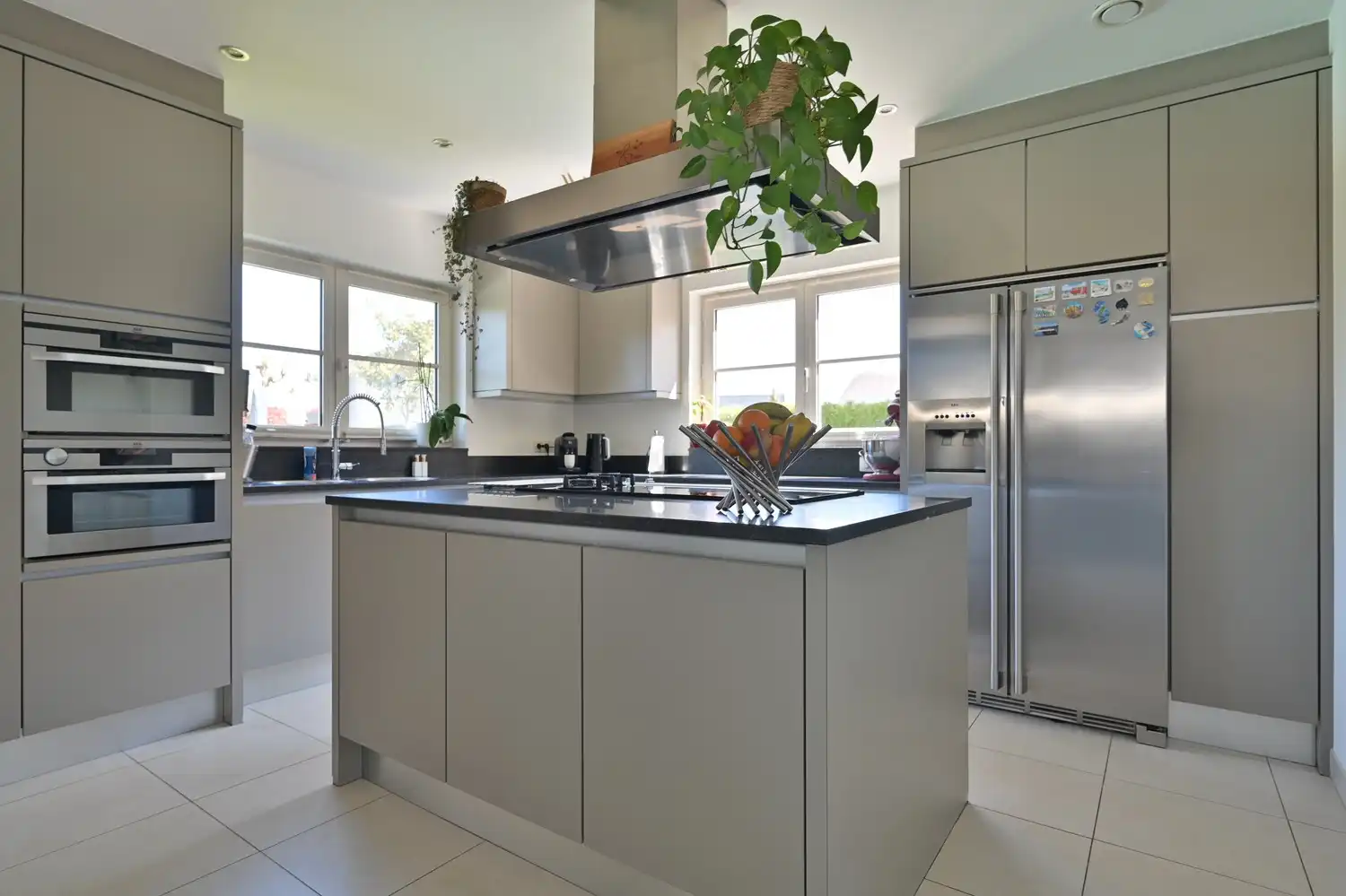 Exclusieve villa met zwembad op absolute toplocatie in het charmante Neerharen (Lanaken) foto 13