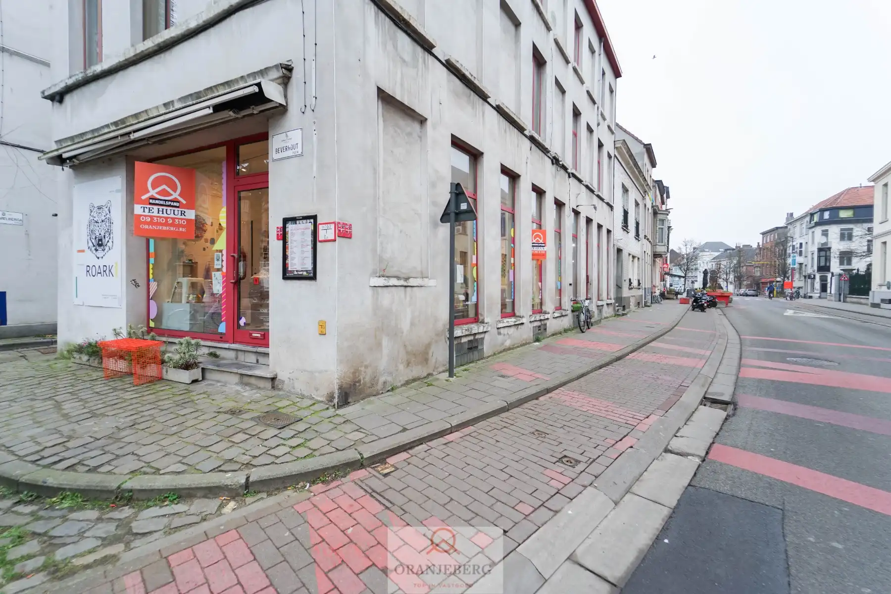 HOEKhandelspand bij Sint-Jacobskerk foto 6