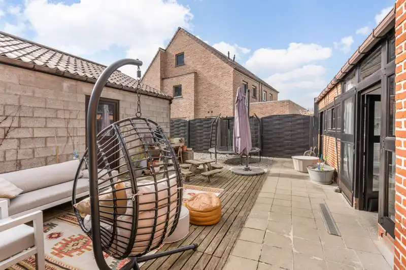 Uniek gelegen gezinswoning met bijgebouw op 8are foto 16