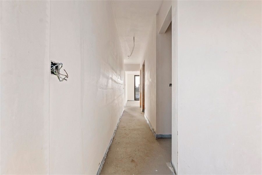 RUIME NIEUWBOUWWONING, GEKENMERKT DOOR EEN STRAKKE ARCHITECTUUR (WONING 4) foto 12