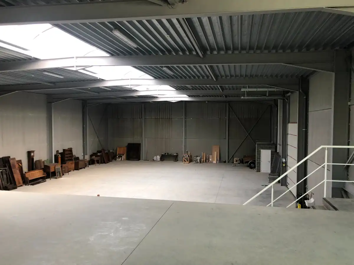 BEDRIJFSGEBOUW / STOCKAGERUIMTE foto 22