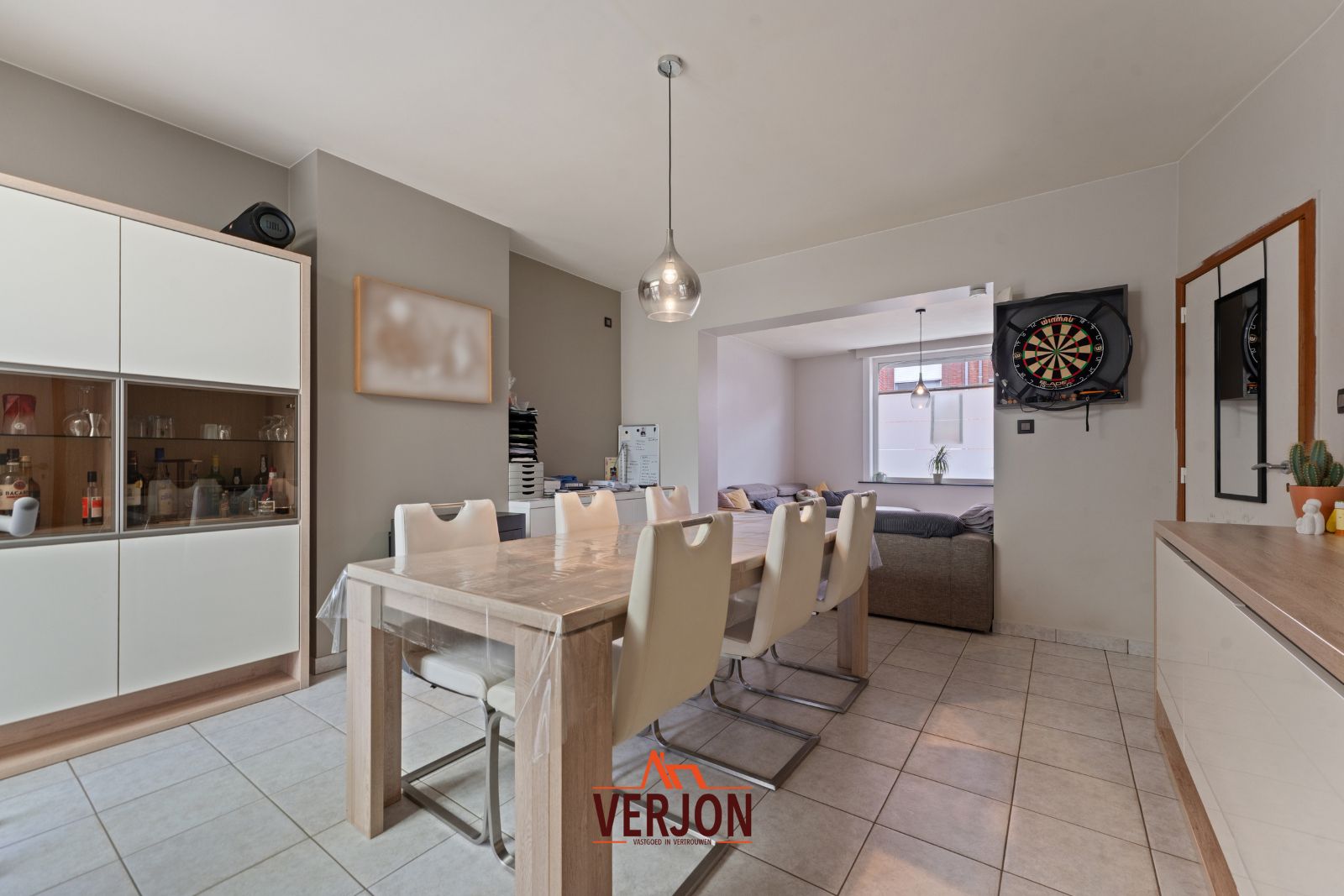 Gezinswoning met 4 slaapkamers, tuin en garage in Emelgem! foto 2