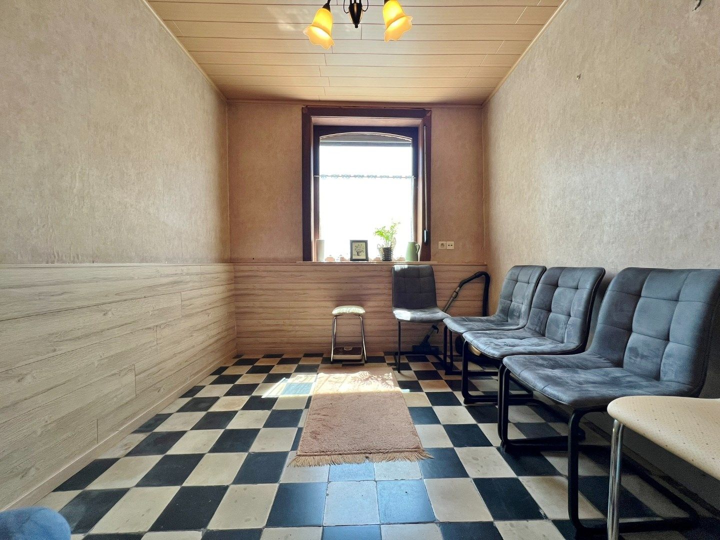 Te renoveren woning in de rustige dorpskern van Elverdinge.  foto 5