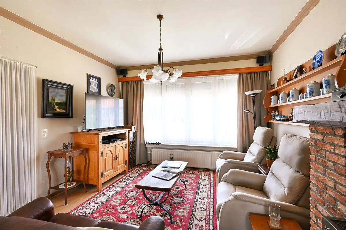 Bel-etage in leuke woonwijk foto 3