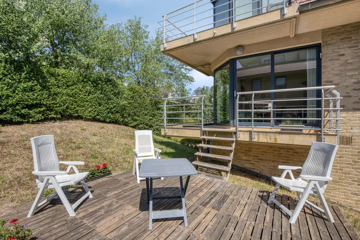 Zongericht appartement met 2 slaapkamers en aankoopmogelijkheid van een garage! foto 16
