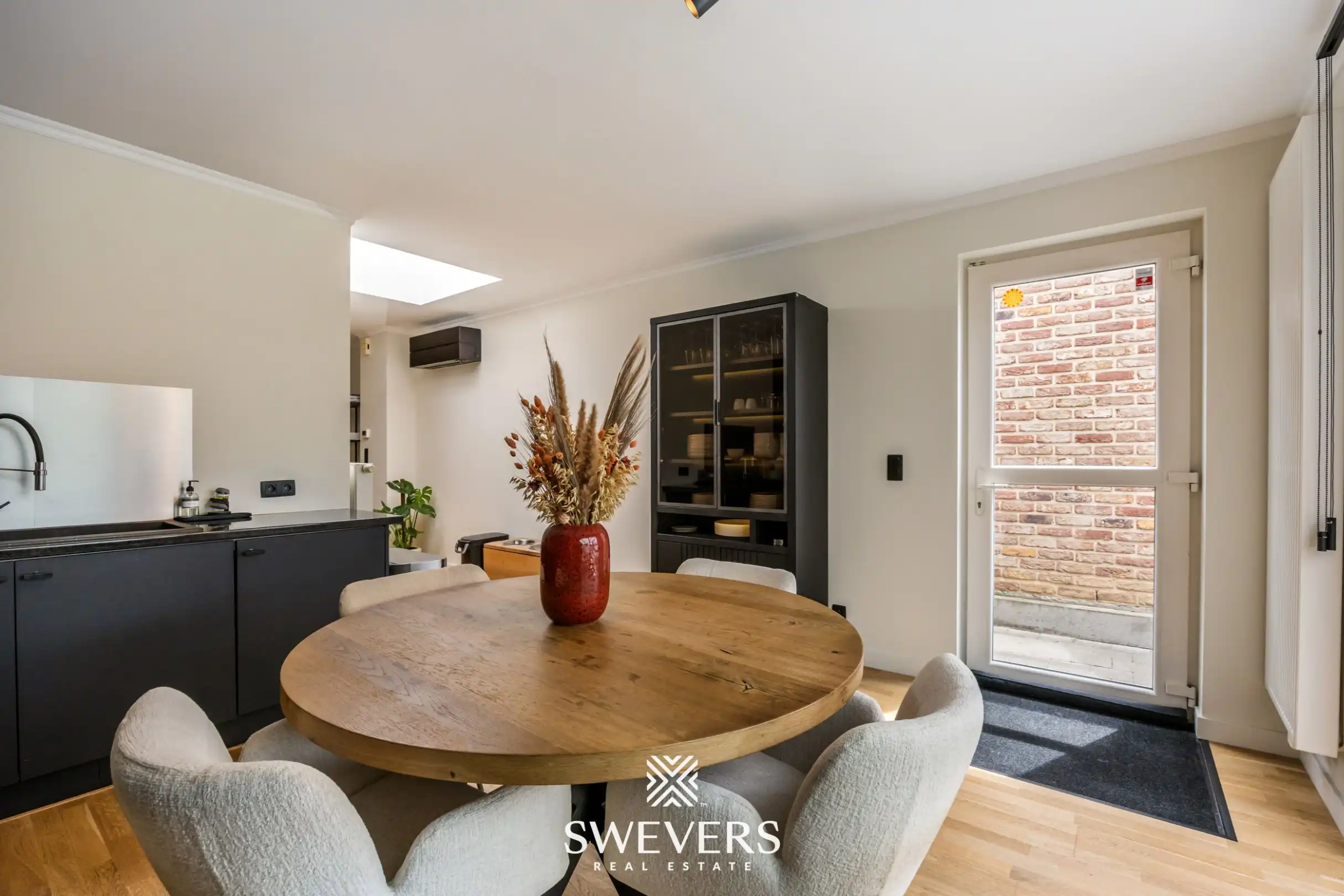 Gerenoveerde woning met gezellige tuin te Borgloon foto 8