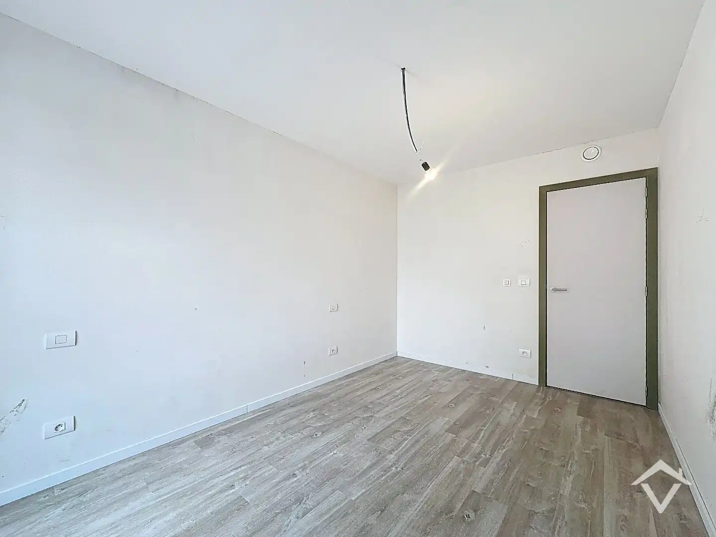 Wonen nabij jachthaven en zee - ruim appartement met terras en drie slaapkamers foto 21