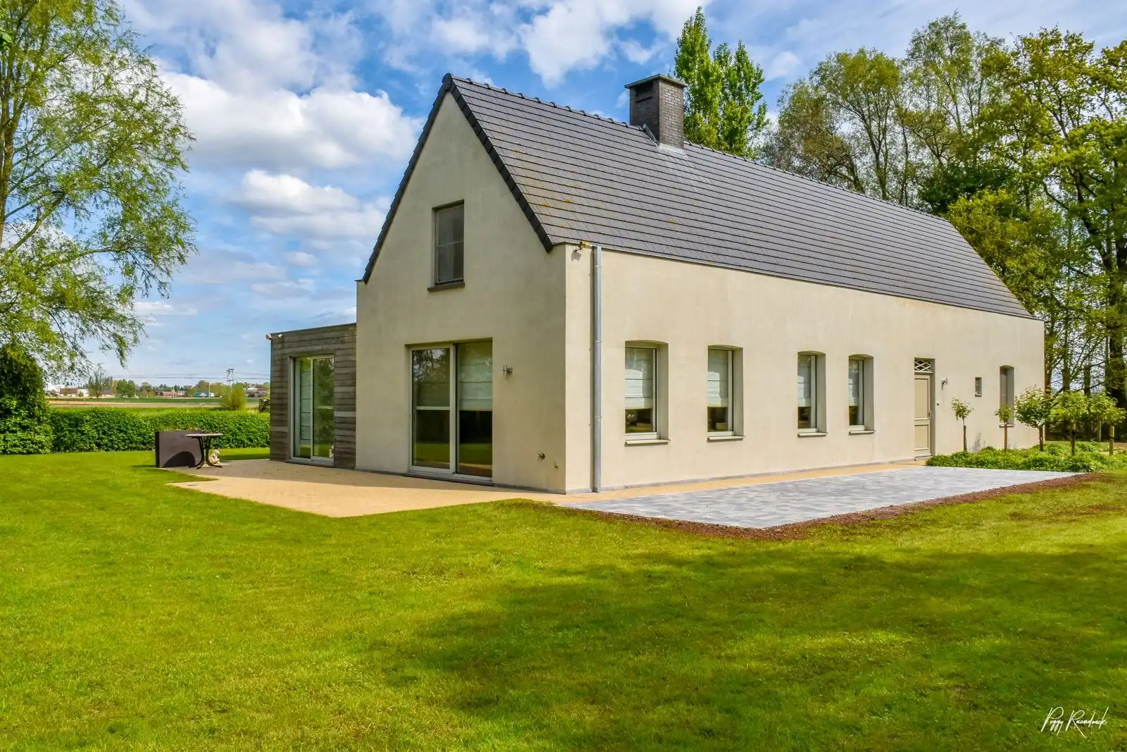 Idyllisch gelegen eigendom op 8.720 m² op de Poelberg te Tielt. foto 4