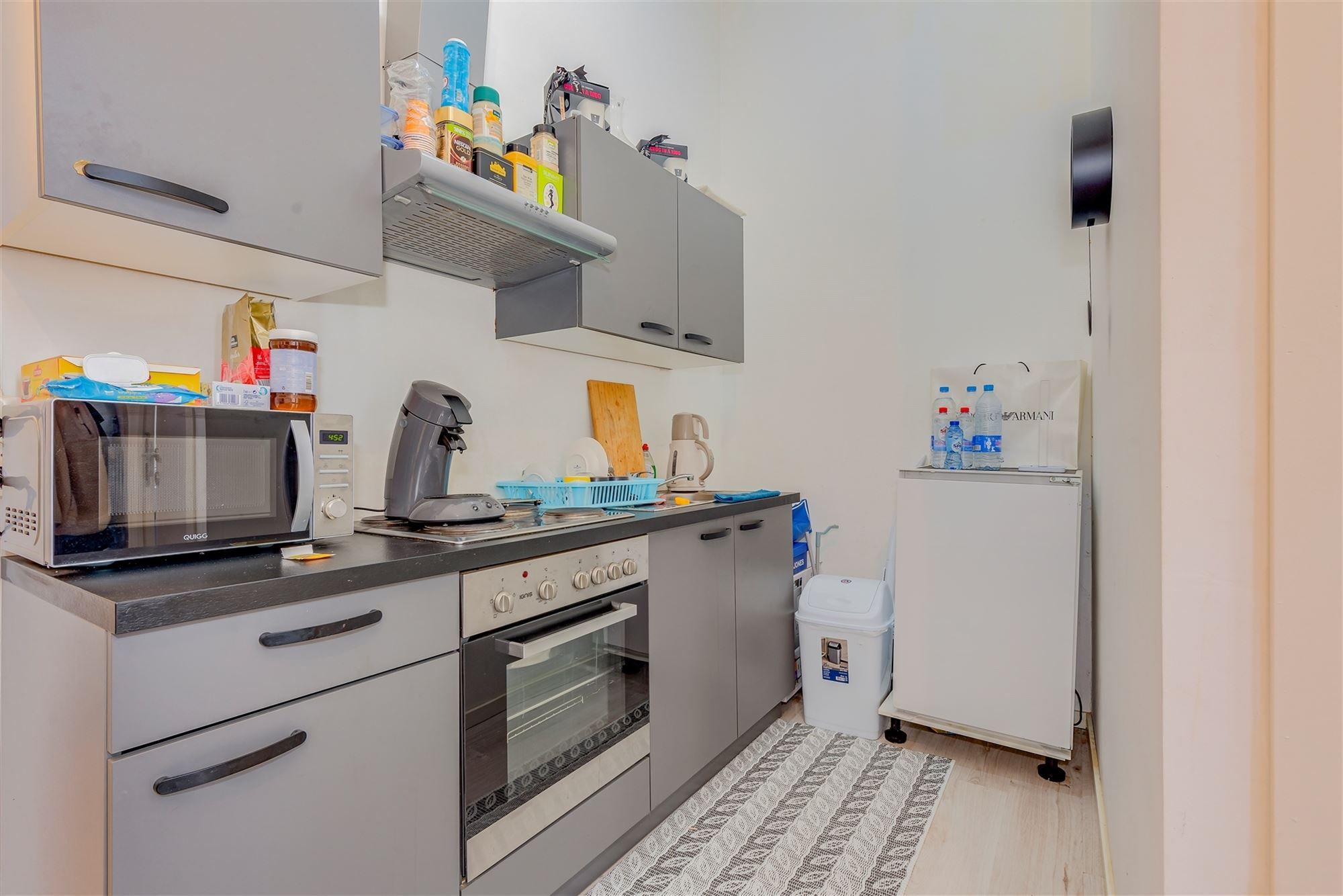 Huis ingedeeld in 6 verhuurde units - 8,8% netto rendement foto 4