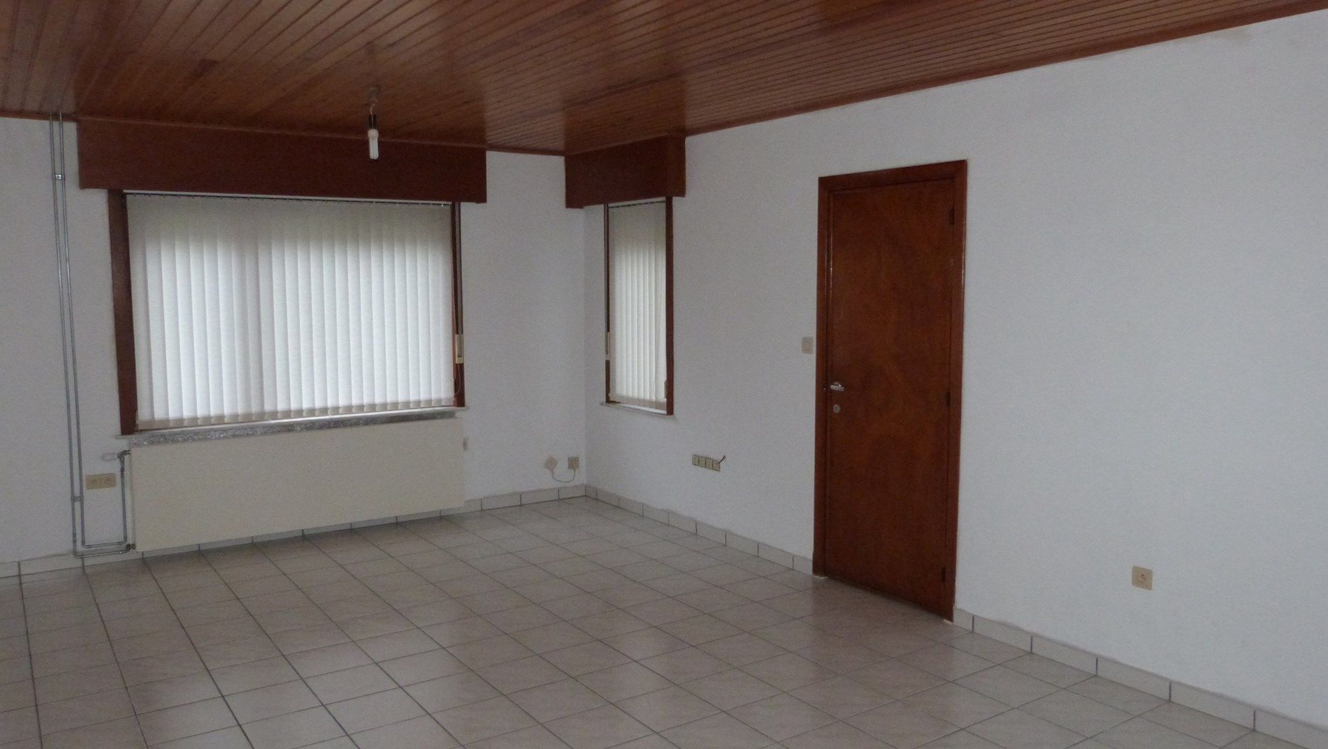 Rustig gelegen alleenstaande woning met tuin foto 8