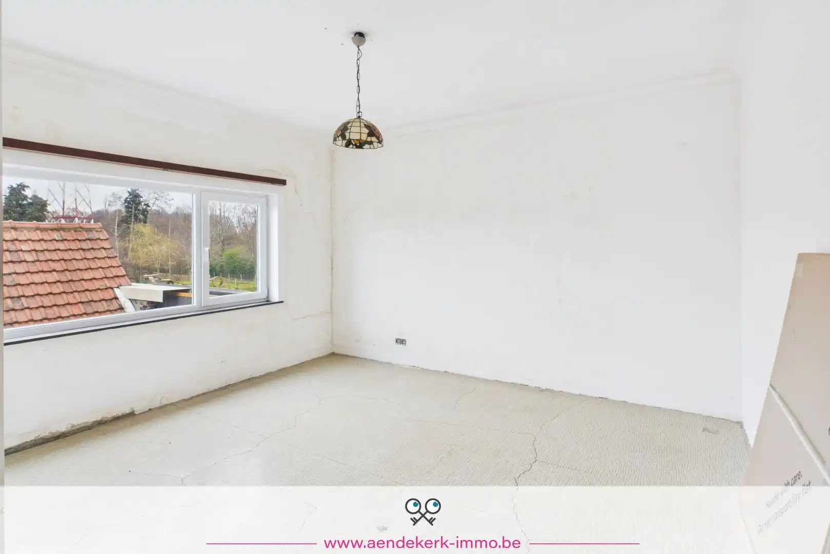 Rustig gelegen, te renoveren, woning met 3 slaapkamers nabij het centrum van Bree  foto 17