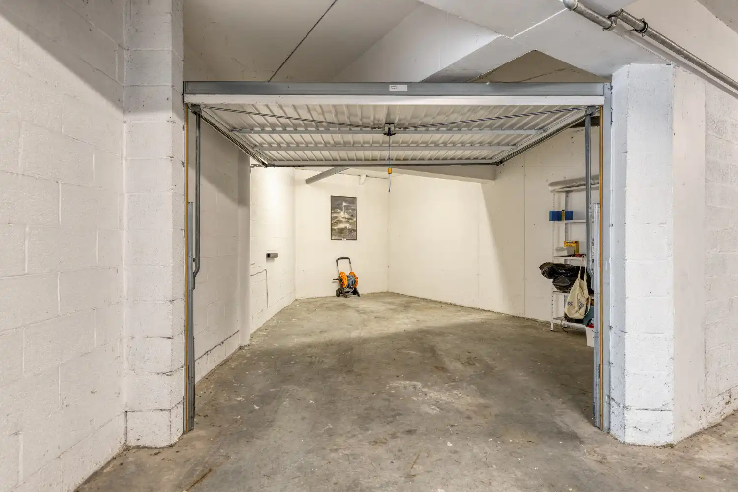 Appartement met zonnig terras, ruime zolderkamer en prachtig zicht! foto 16