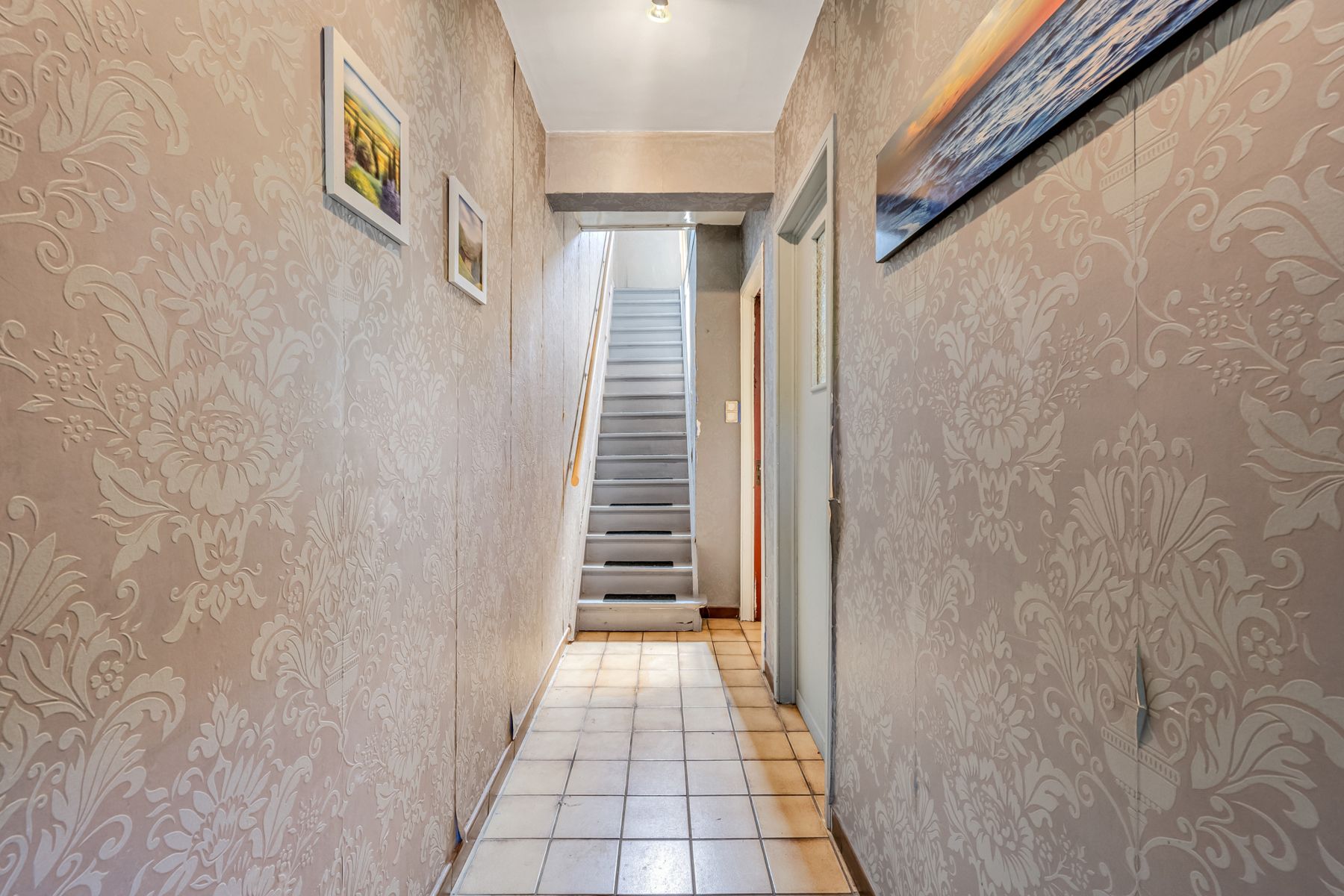 Gesloten woning, tuin en 3 slpks bij centrum Geraardsbergen foto 2
