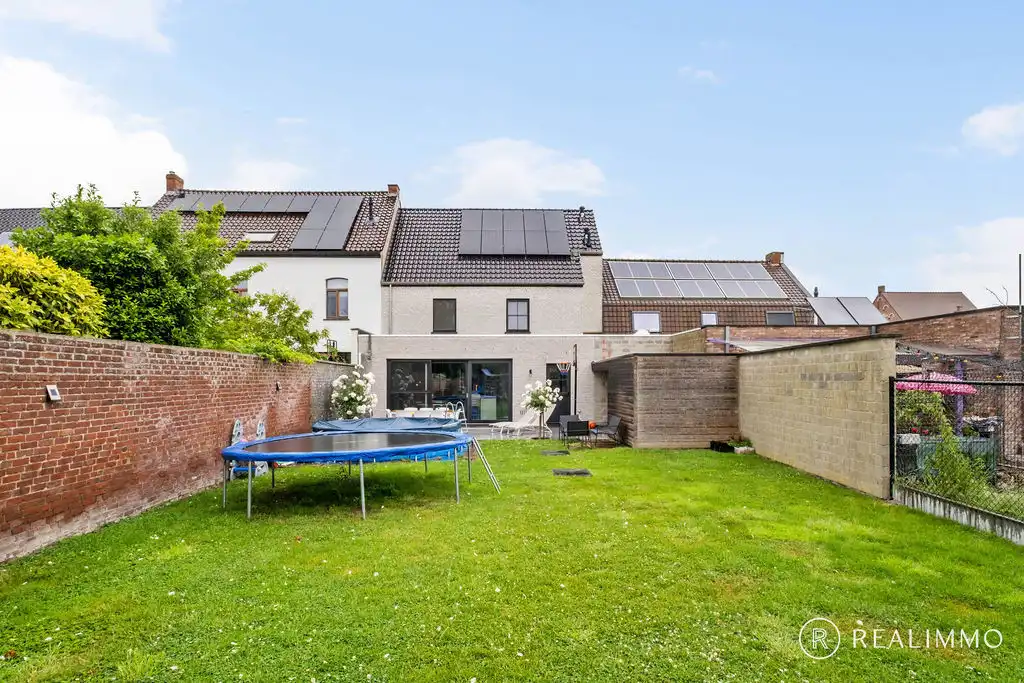 Ruime recente woning met EPC-label A in hartje Moen foto 21