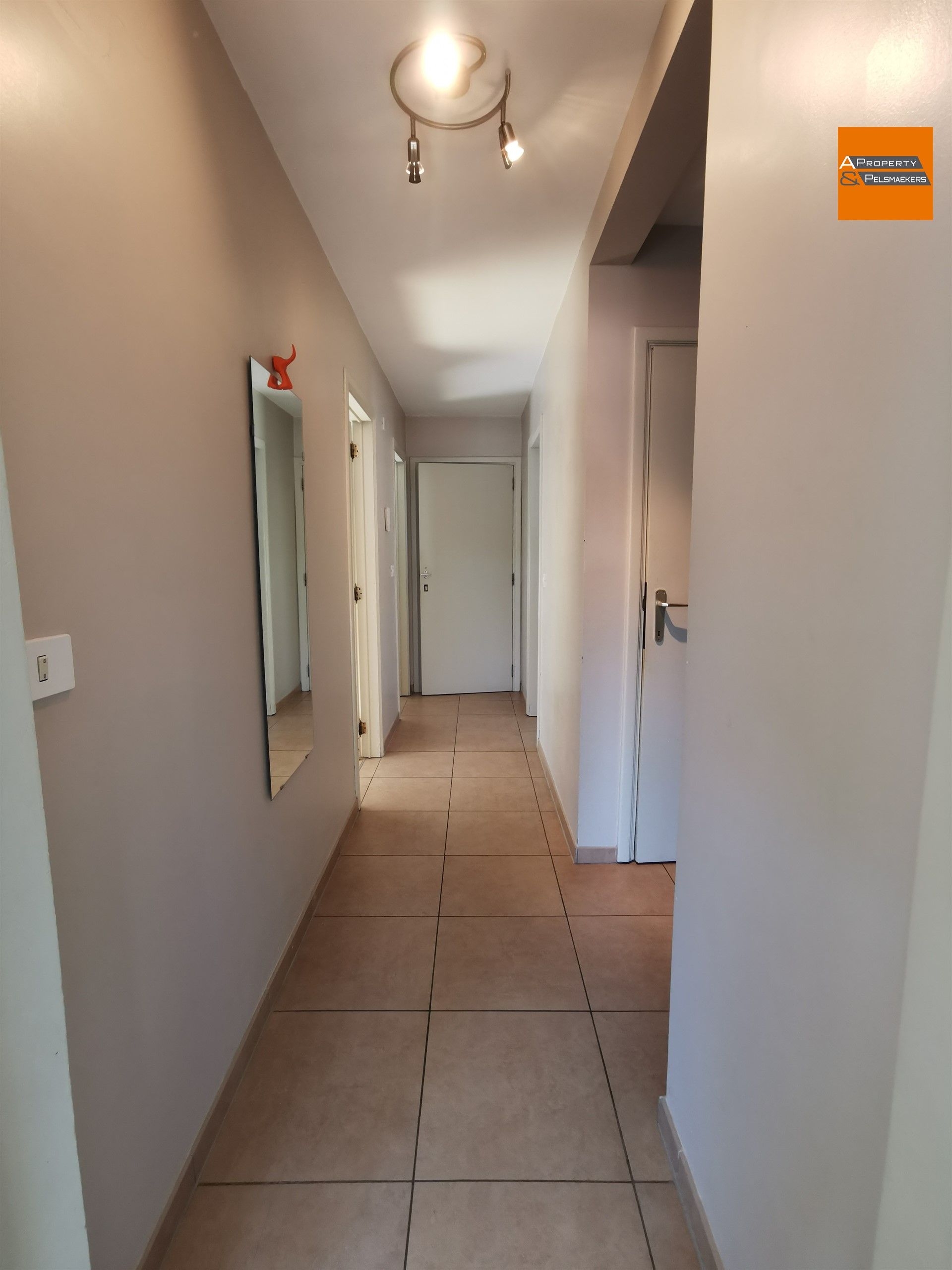 Appartement met 2 slaapkamers te huur in het centrum van Leuven foto 4