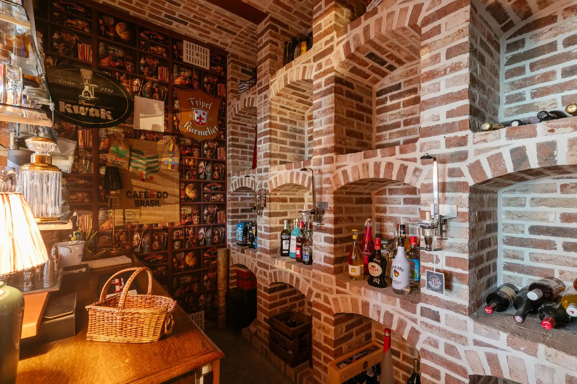 Exclusieve villa met polyvalente ruimte te koop in Kobbegem foto 4