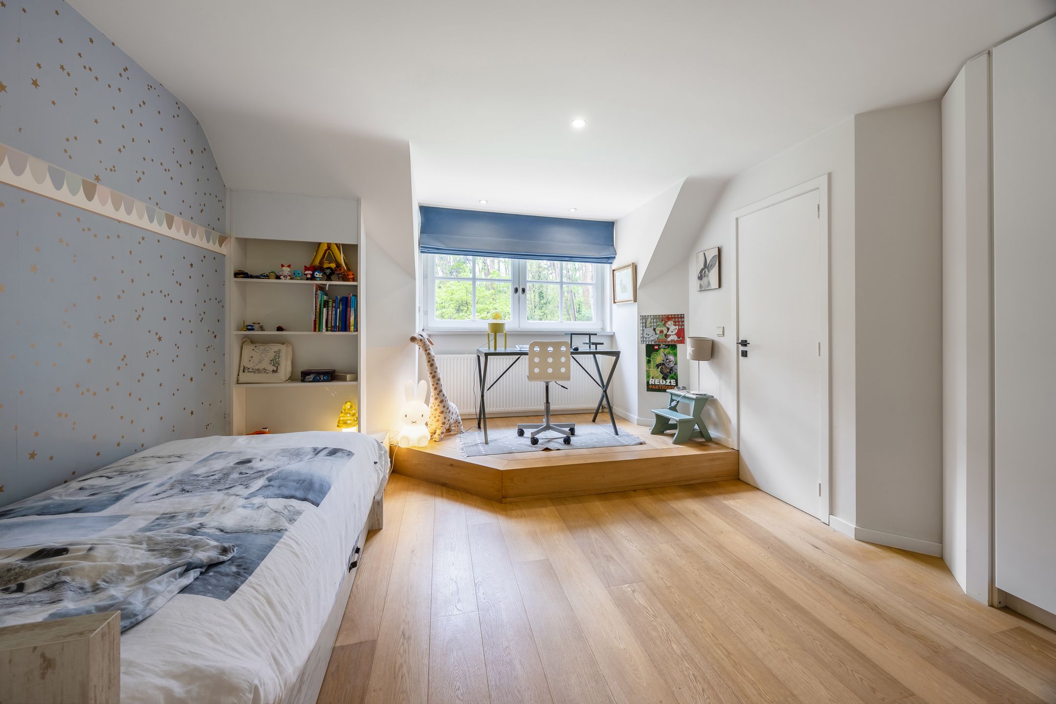 Stijlvolle villa met prachtige tuin op royaal perceel foto 29