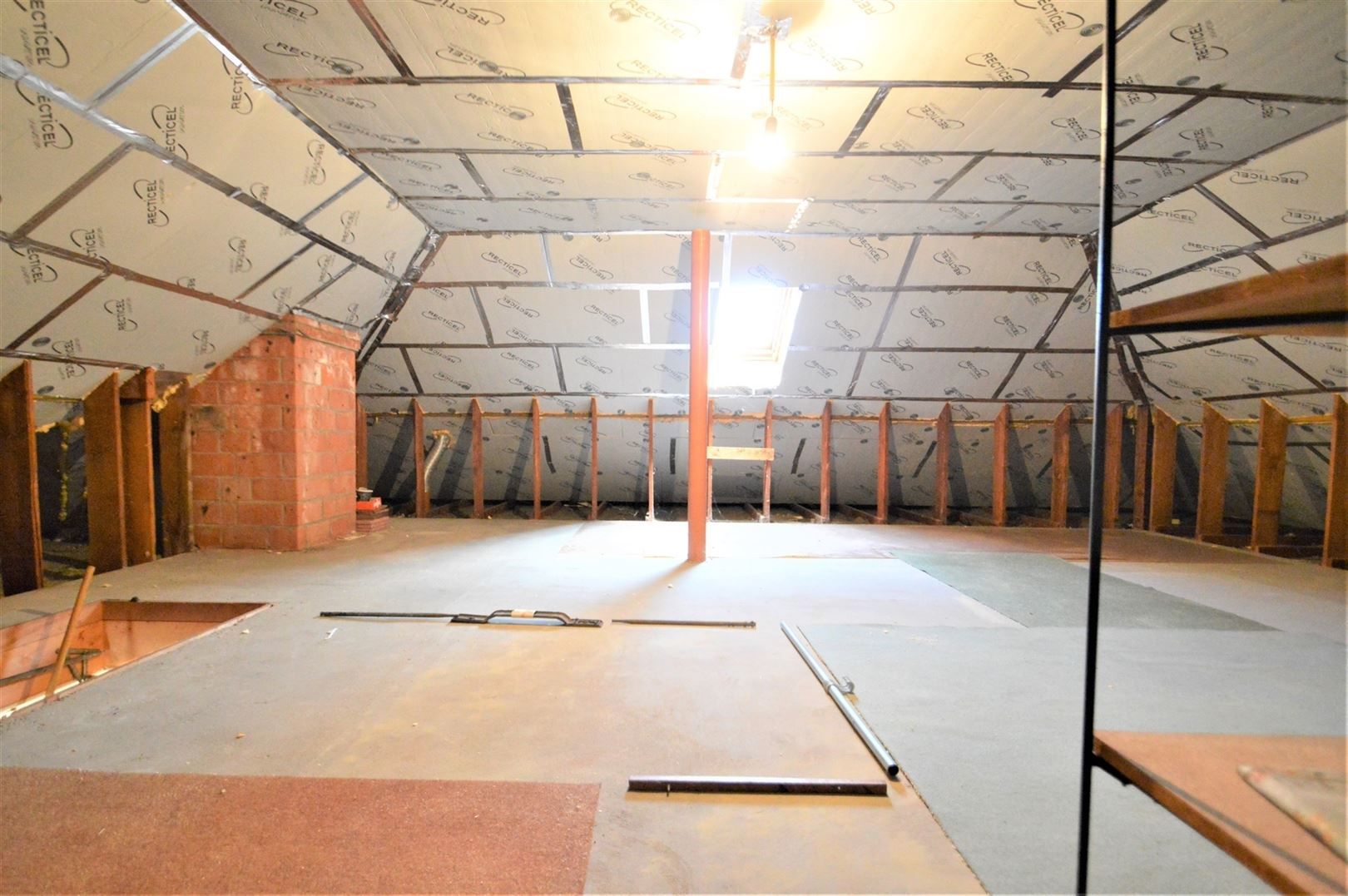 Zeer rustig gelegen woning type open bebouwing met mooie tuin foto 19