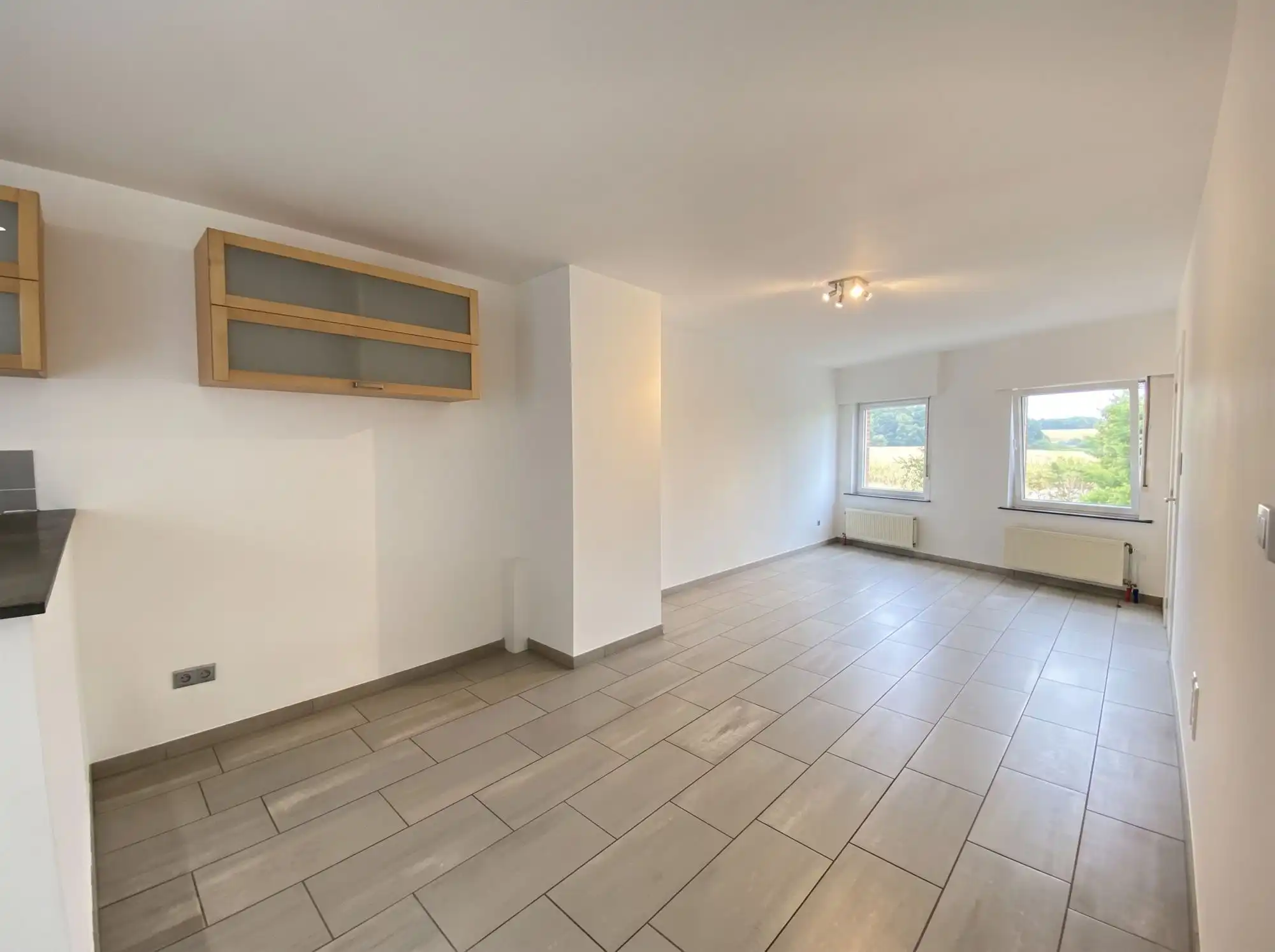 Rijwoning met garage en volwaardige 3 slaapkamers  foto 3