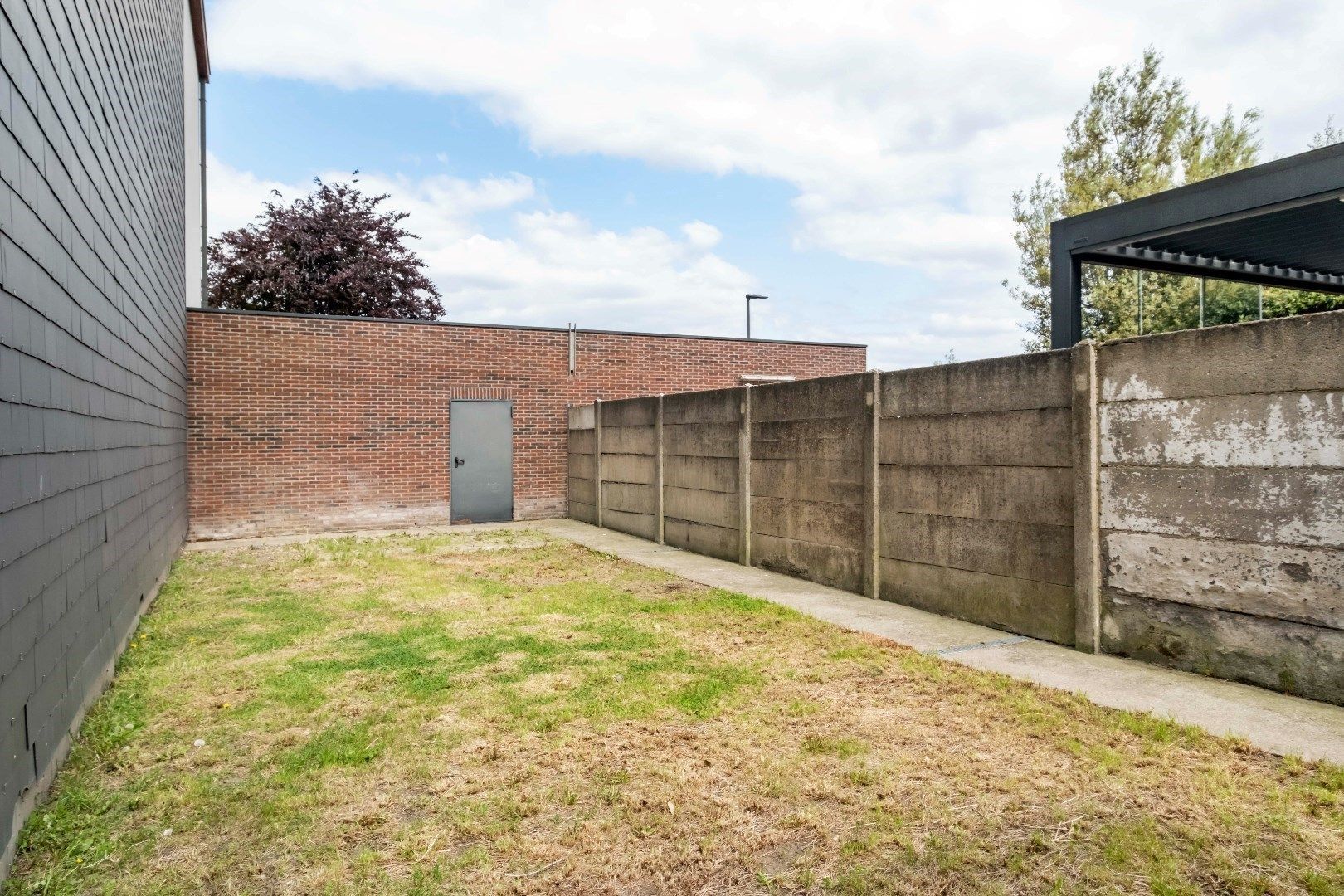 Woning met 4 slaapkamers, tuin en garage in Dadizele-centrum foto 9