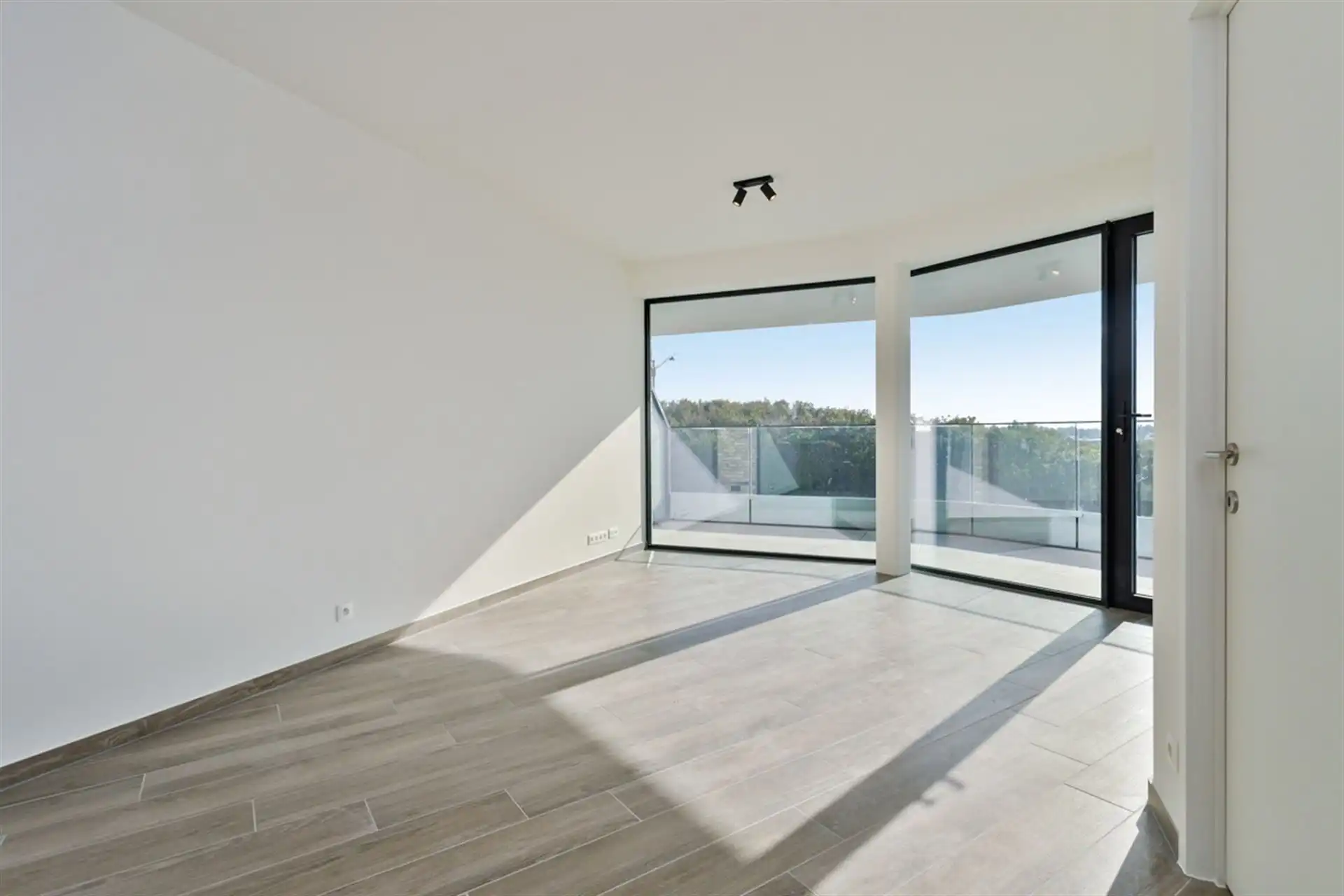 RECENT / 1 SLAAPKAMER foto 2