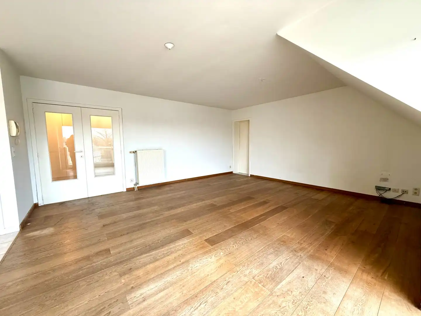 Dakappartement met 2 slaapkamers, 2 douchekamers en parkeerplaats foto 6