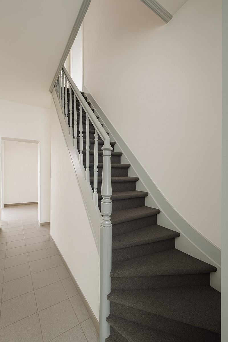 Woning met grond en garage foto 6