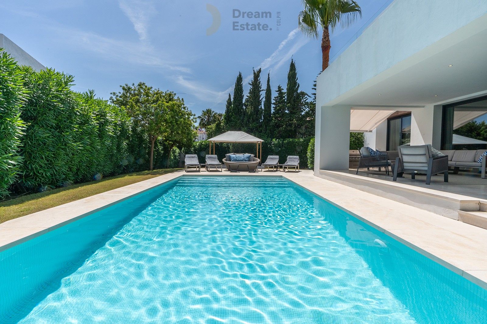 Moderne villa in de wijk El Paraiso, Estepona. foto 18