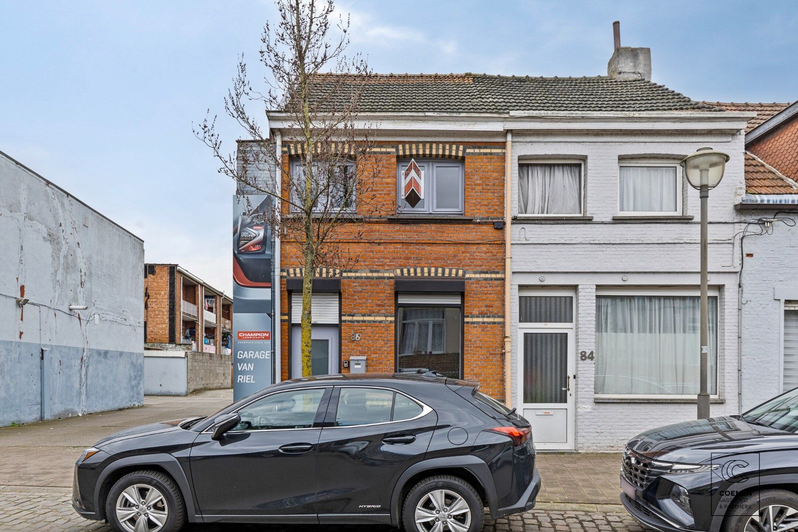 Hoofdfoto van de publicatie: Op te frissen starterswoning met 3slpk's op centrale ligging te Deurne!