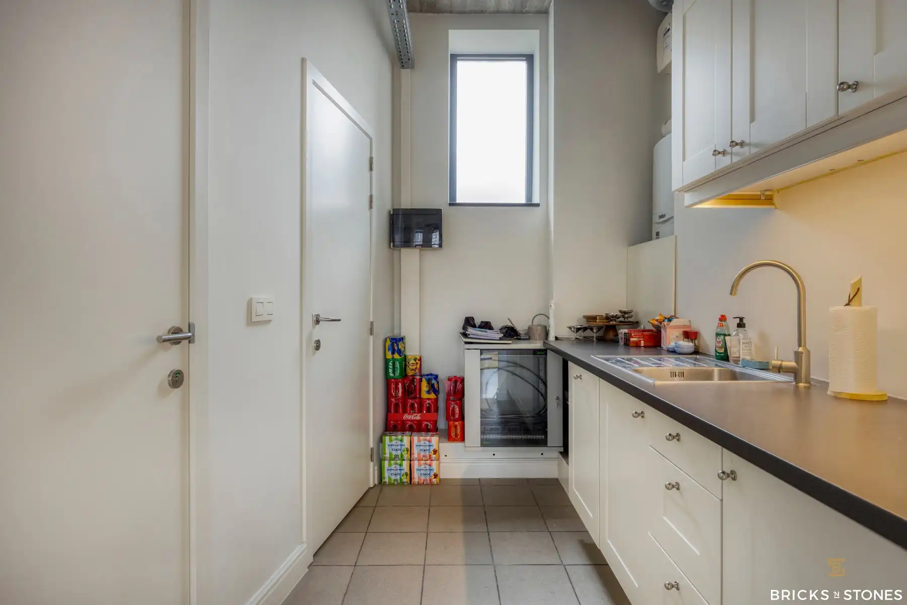Instapklaar bedrijfsgebouw in centrum stad foto 9