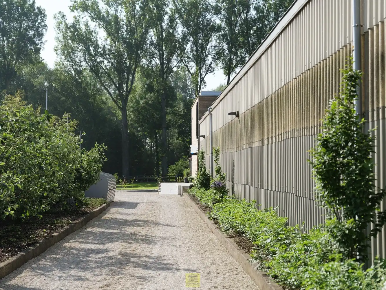 Uitzonderlijk pand - manege met gastenverblijf foto 32