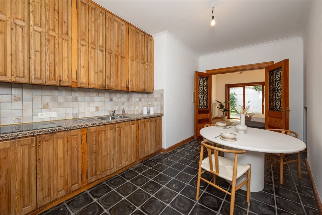 Uitzonderlijk gelijkvloersappartement met stadstuin foto 2