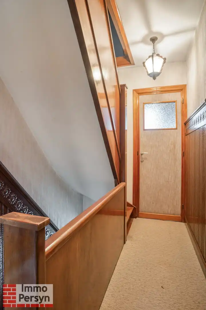 Te renoveren woning met 3 (mogelijks 4) slaapkamers en tuin met uitweg foto 10