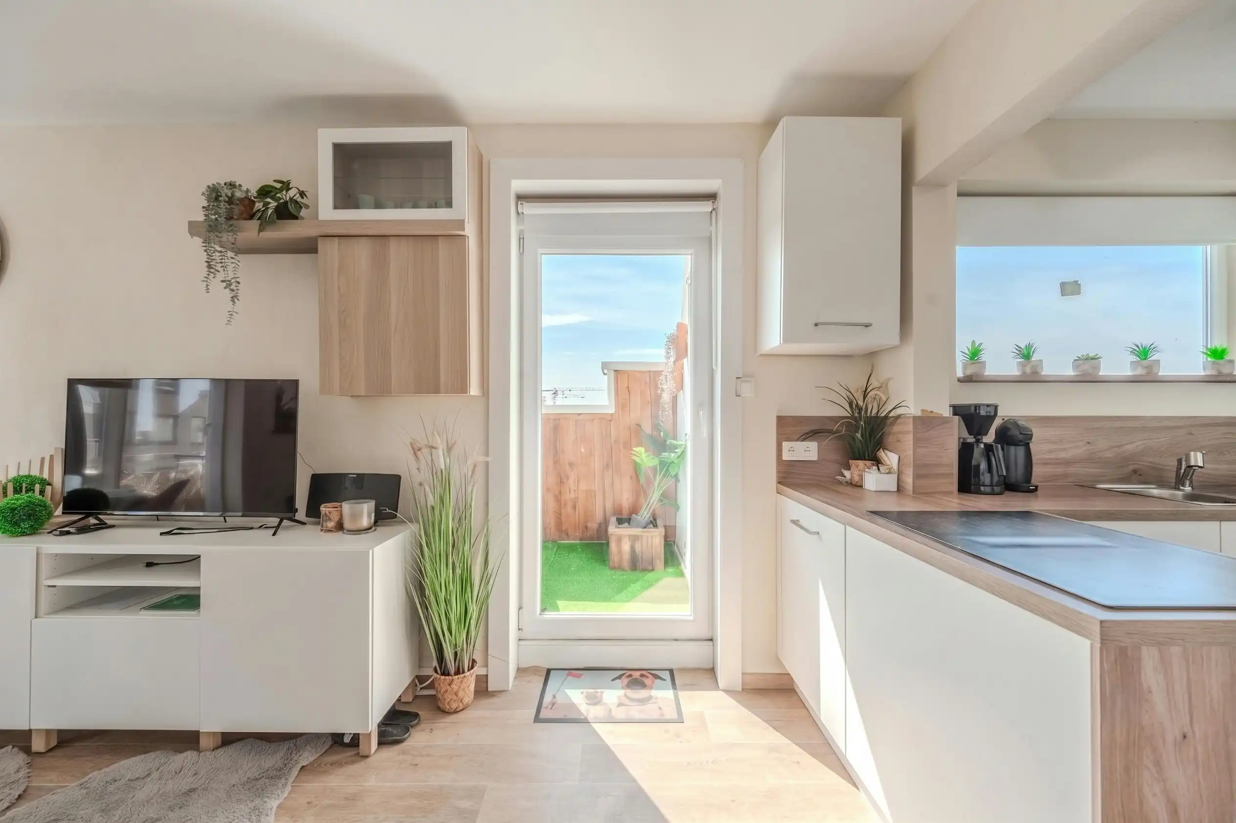 Centraal gelegen 1 slaapkamer appartement met zonneterras foto 4