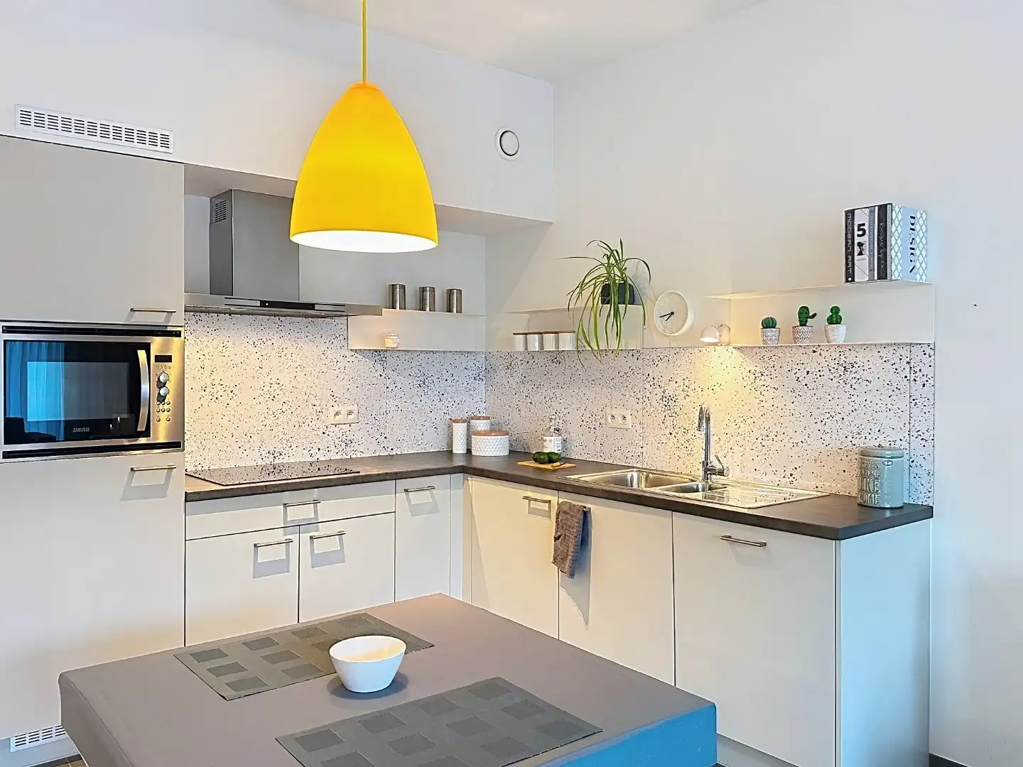 Gelijkvloers appartement in hartje Ruien foto 3