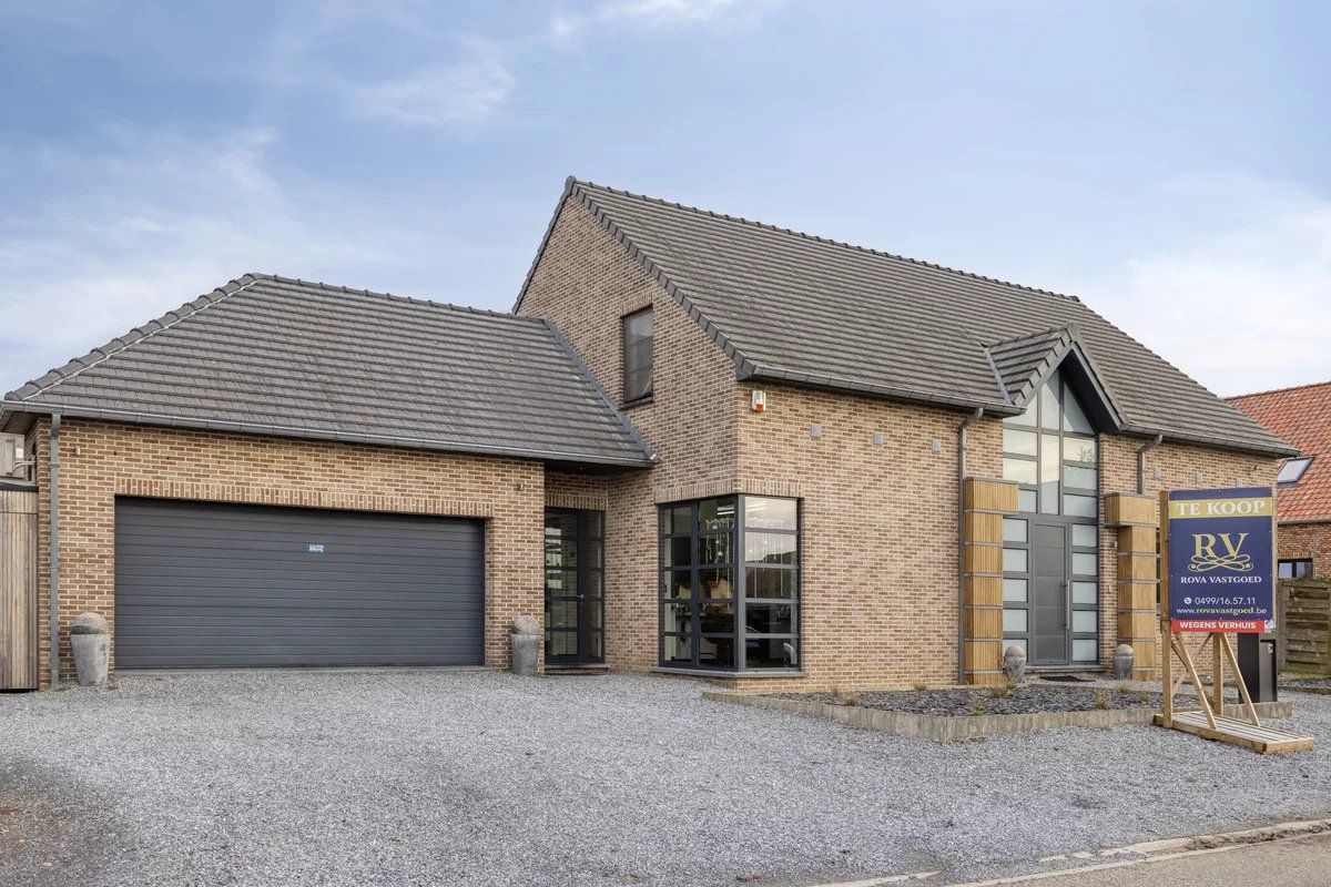 RECENTE EN RUIME WONING VAN 311 M² MET MINIMAAL 3 SLPK’S IN HASSELT-KORTESSEM foto 36